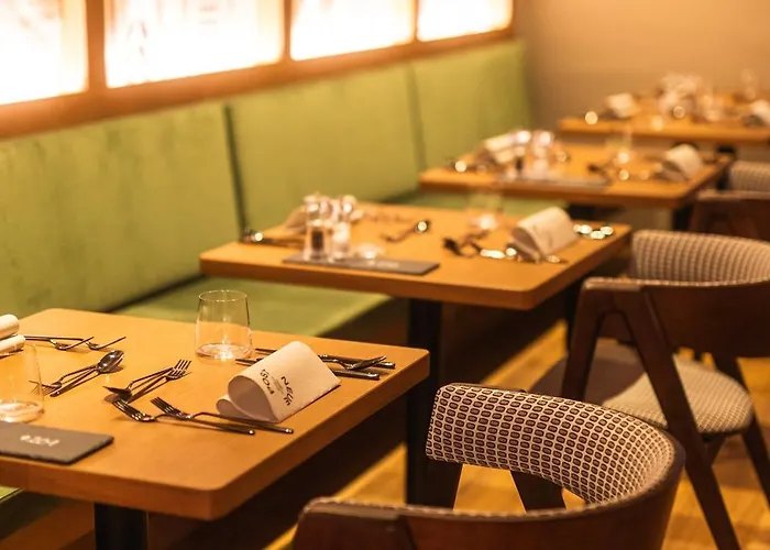 Upside Down Town Neue Post 4* Zell am See