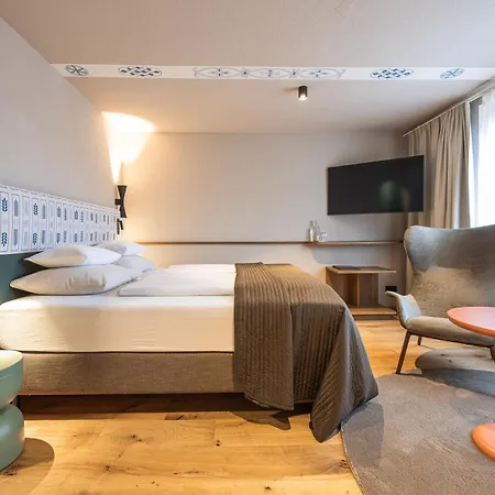 Hotel Neue Post Zell am See