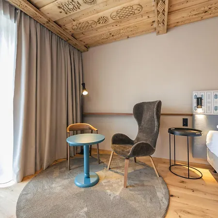 Neue Post Hotel Zell am See