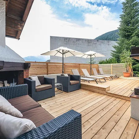 Hotell Upside Down Town Neue Post 4*