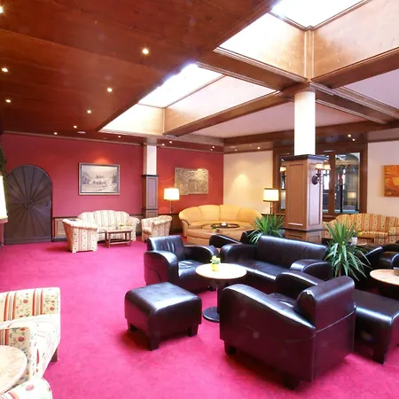 Upside Down Town Neue Post Hotell Zell am See