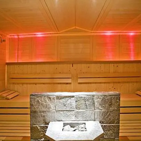 Hotell Upside Down Town Neue Post 4*