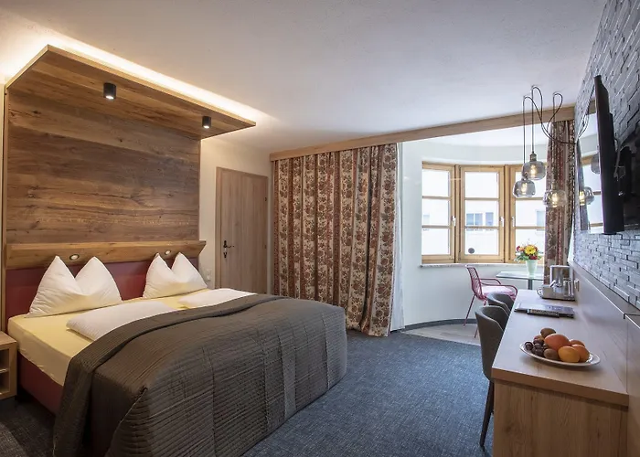 Upside Down Town Neue Post Hotel Zell am See